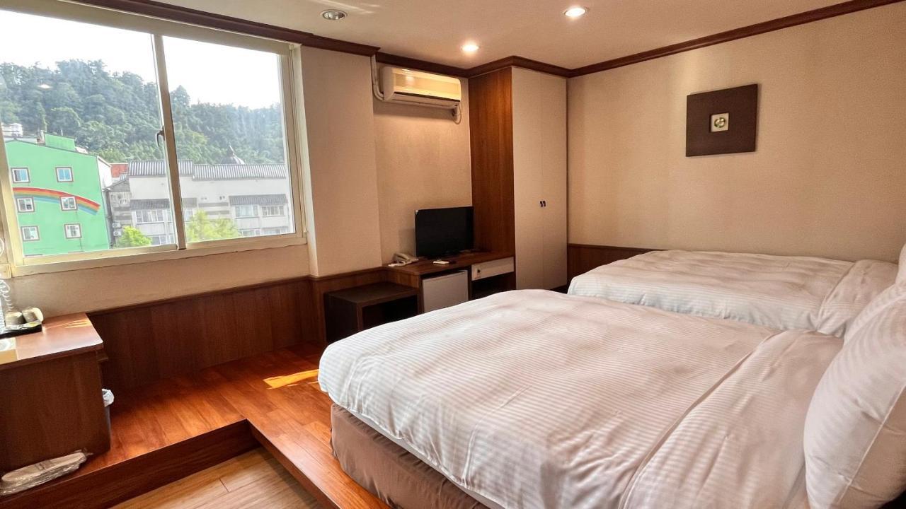 Xiu Shui Hotel Yuchi Exterior photo