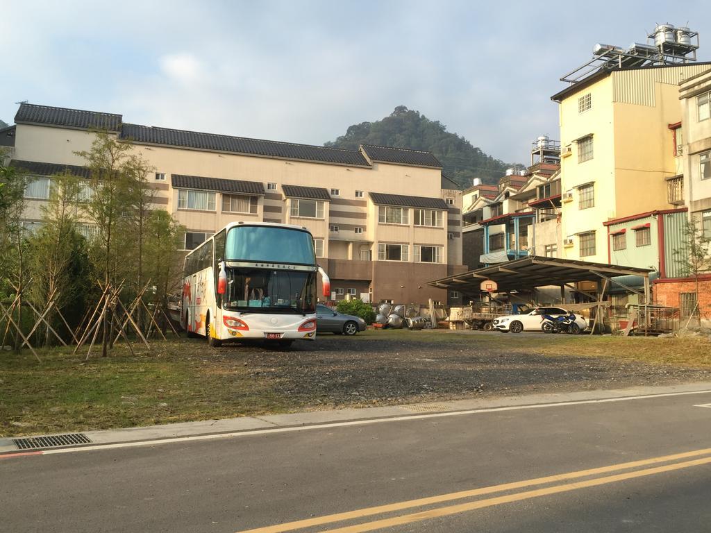 Xiu Shui Hotel Yuchi Exterior photo